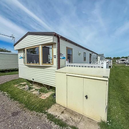 8 Berth Caravan With Decking At Sunnydale In Lincolnshire Ref 35087S Louth  Exteriör bild